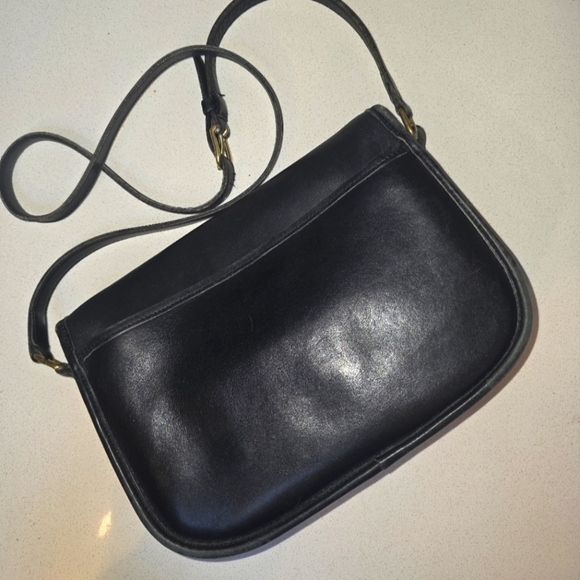 vintage Coach 9790 turnlock crossbody city bag purse black - Picture 13 of 13